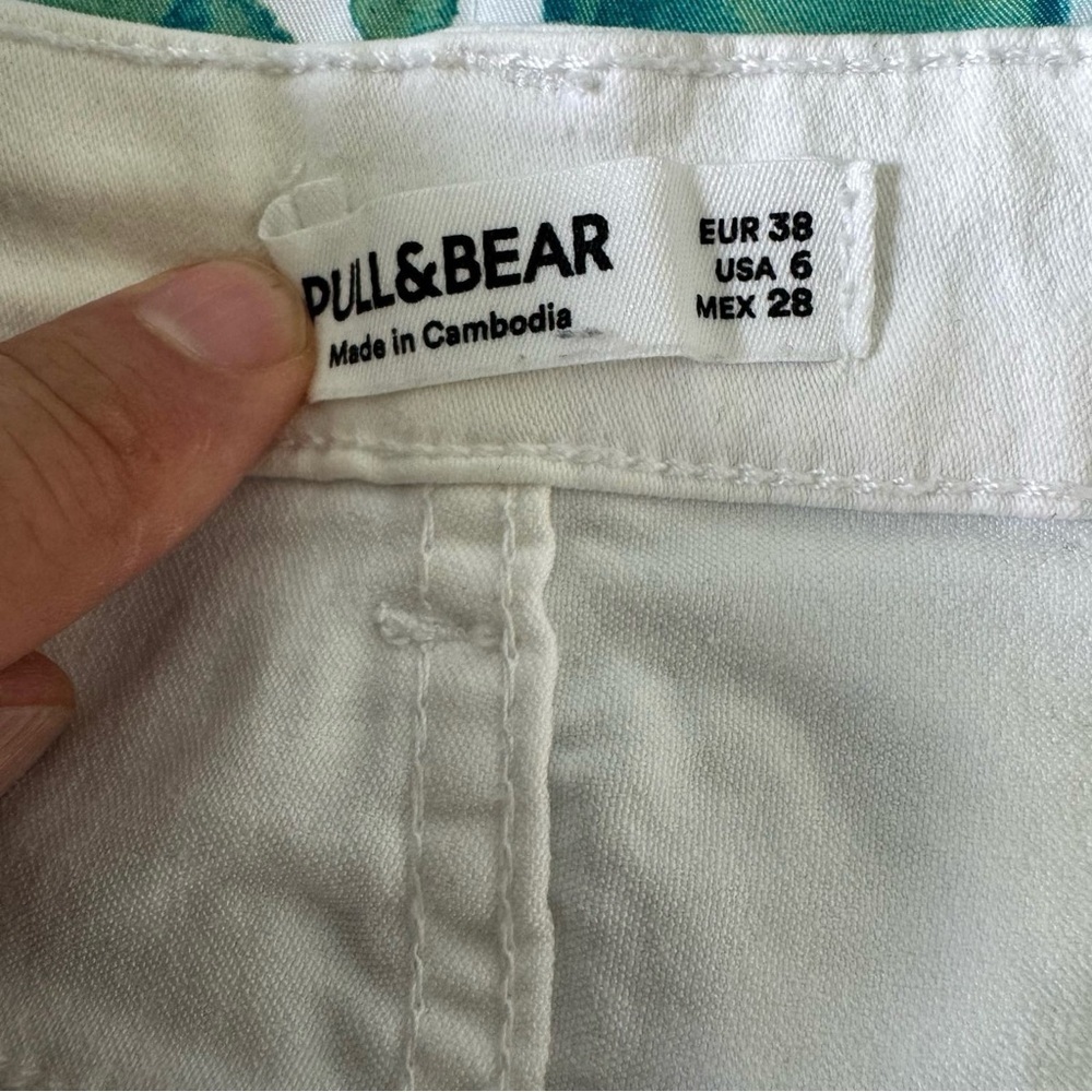 Pull&Bear White Chinos Slim Fit | Size 6 - Picture 3 of 7